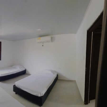 Bed and Breakfast Hostal Casa Jak Santa Marta Экстерьер фото