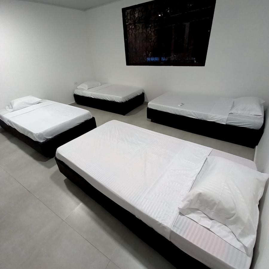 Bed and Breakfast Hostal Casa Jak Santa Marta Экстерьер фото