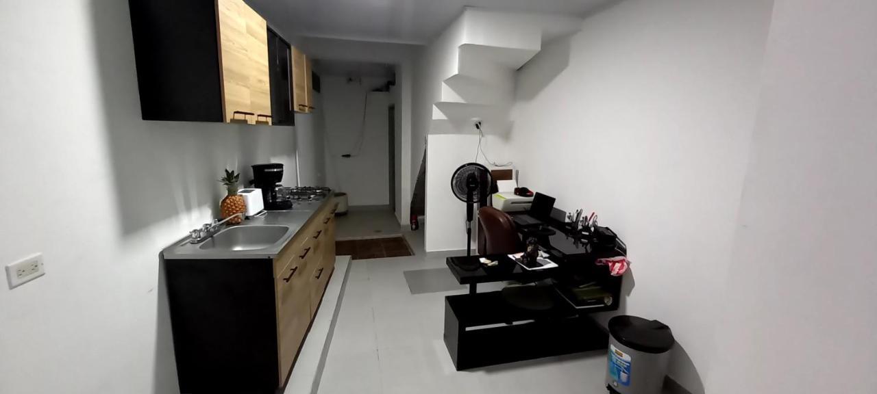 Bed and Breakfast Hostal Casa Jak Santa Marta Экстерьер фото